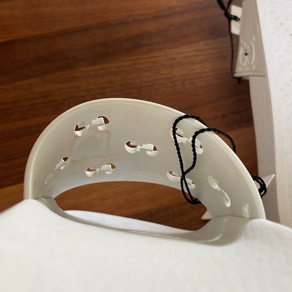 Authentic Gucci Pool Slides Interlocking G Design - Picture 3 of 11